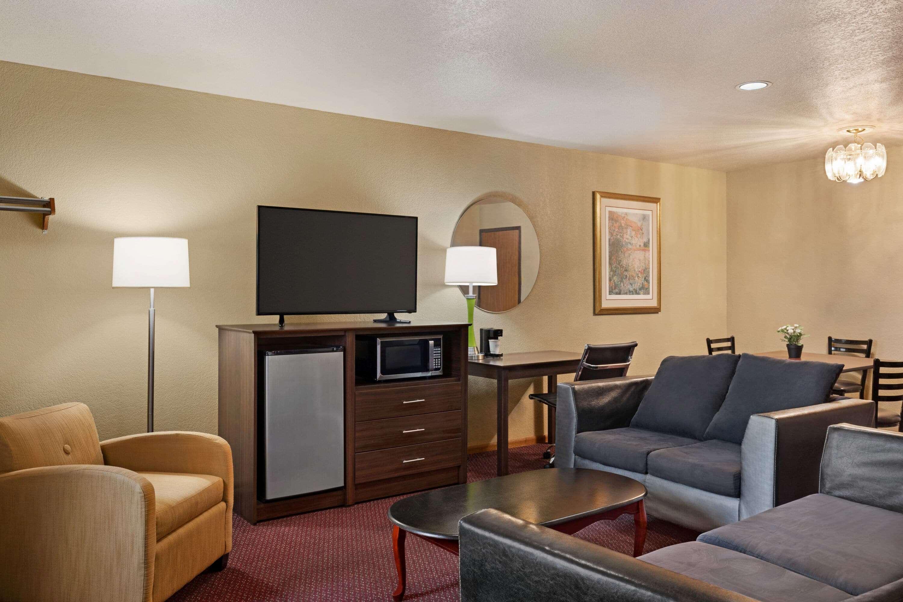 Super 8 By Wyndham Sikeston/Miner Area Hotel Exterior foto
